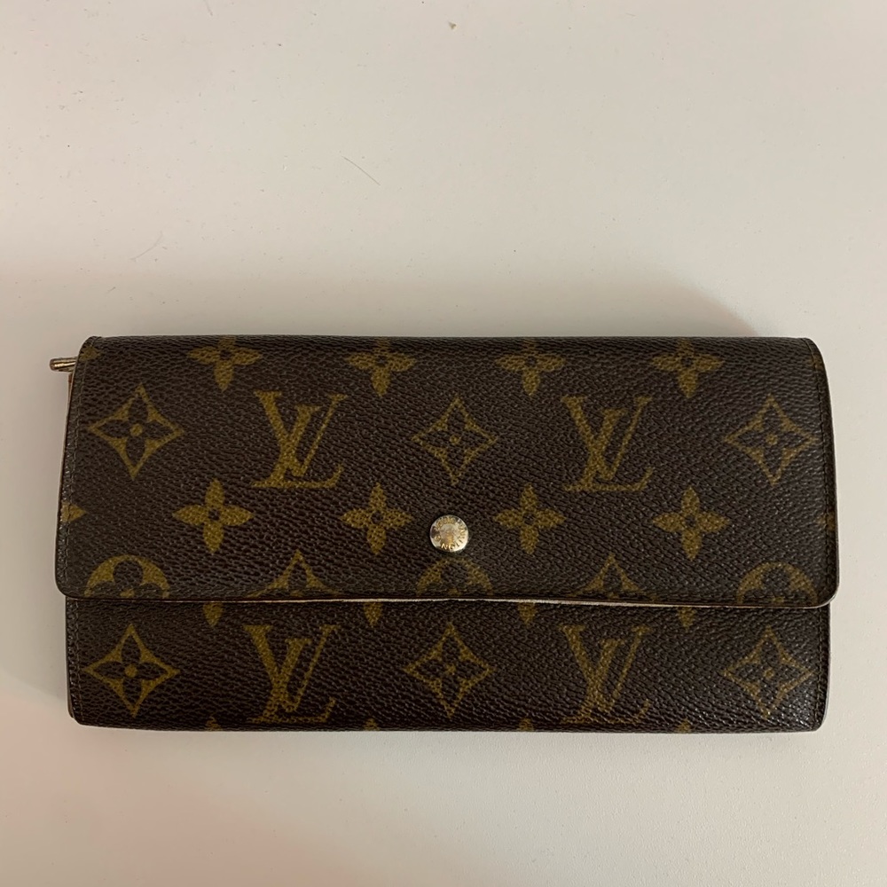Louis Vuitton Monogram Canvas Sarah Wallet
